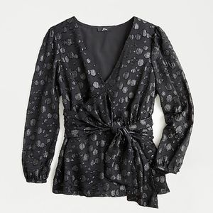 SOLD❣️Tie waist V-neck top in metallic dot jacquard